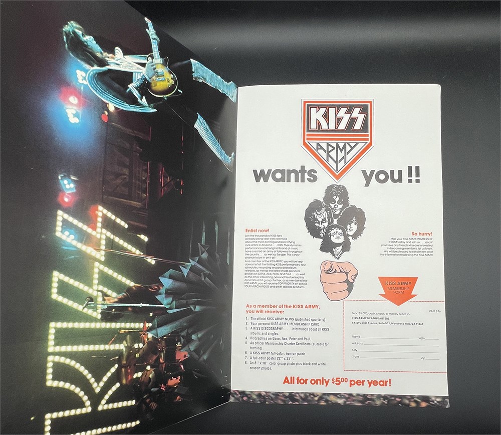 Gene Simmons Auctions - 1976 KISS 